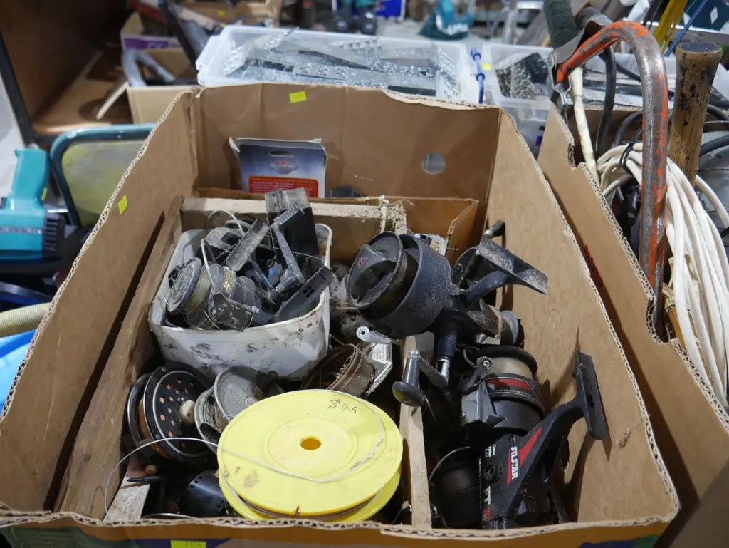 Fishing reels Image 1++