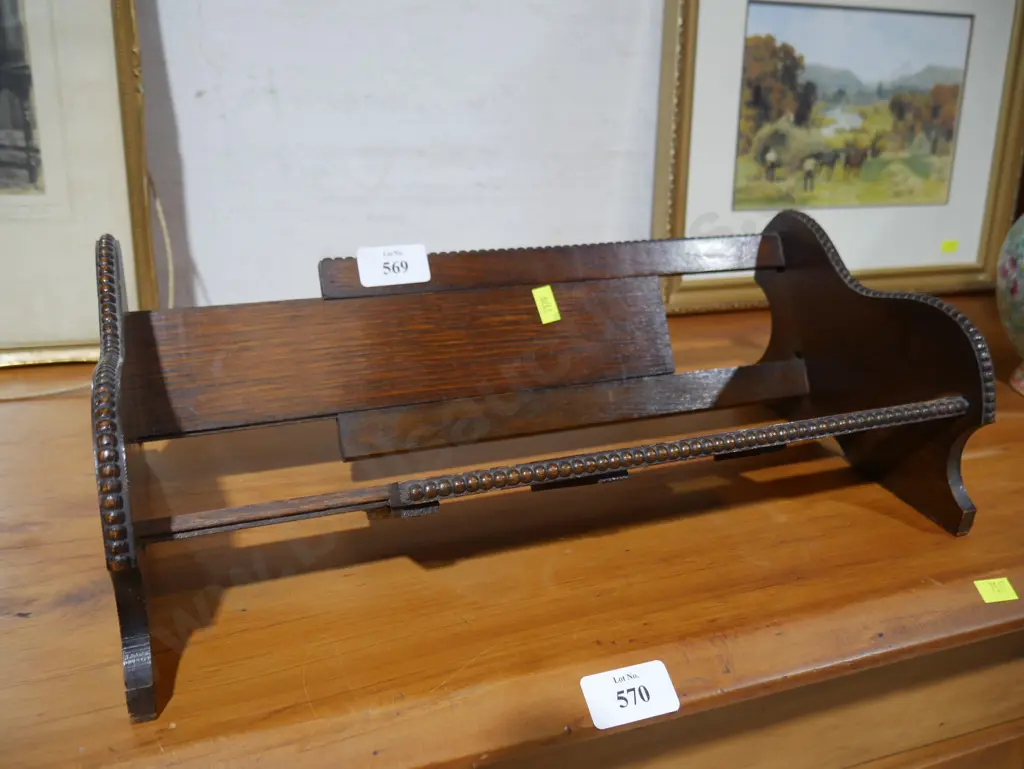 Adjustable book shelf Image 1++