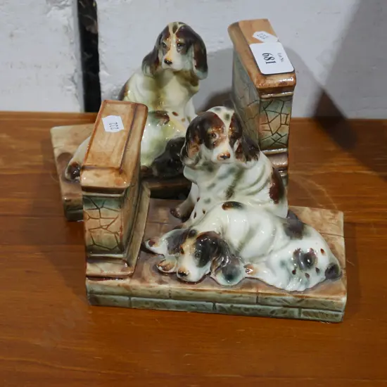 Dog bookends
