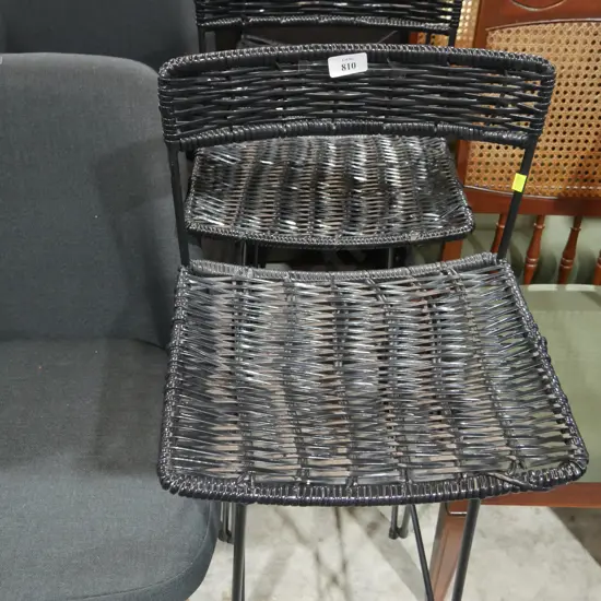 3 Bar stools