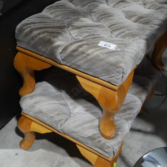 2 foot stools