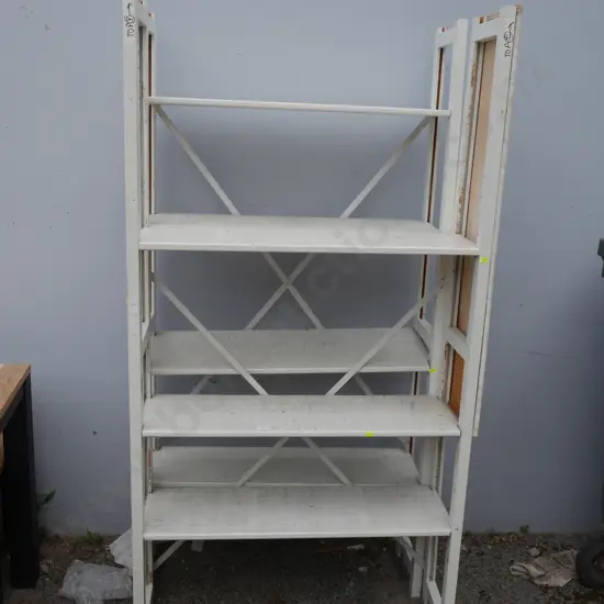 2 shelf units