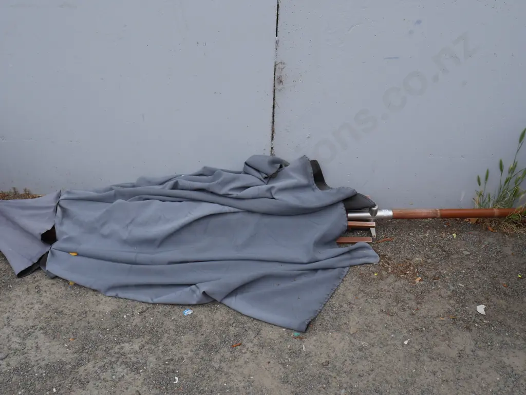 Sun umbrella Image 1++