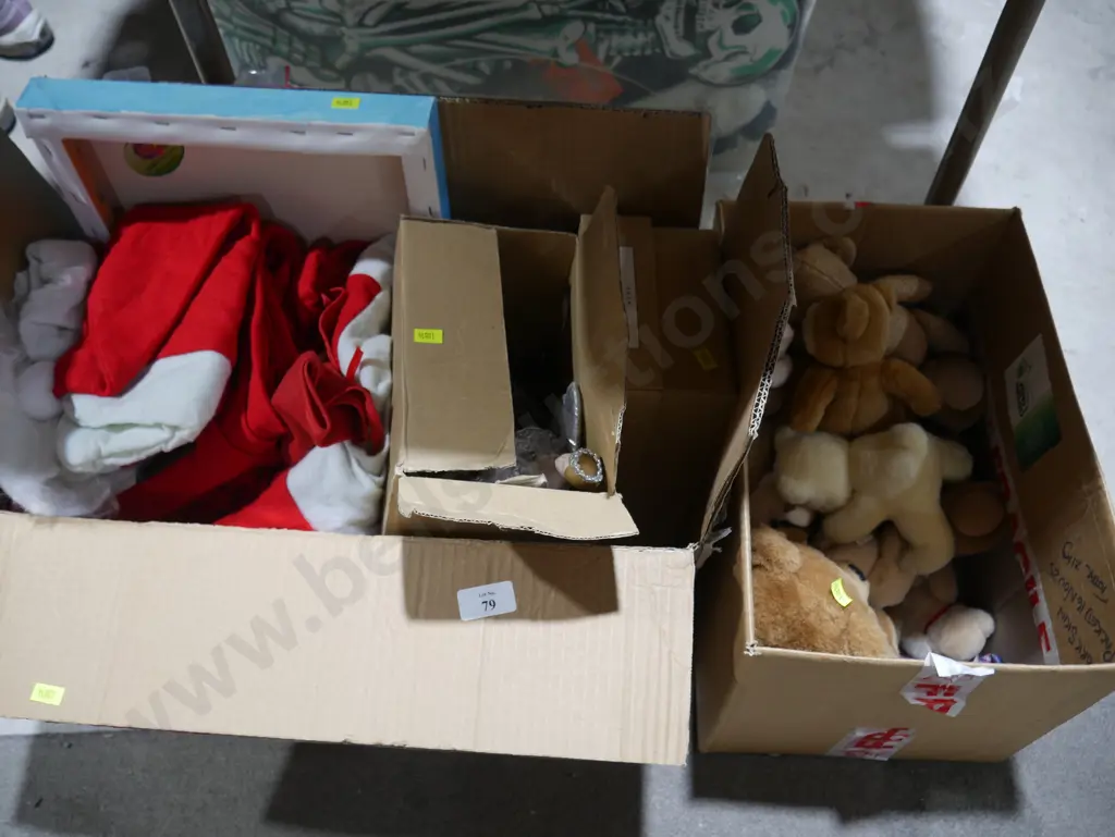 Teddy bears, Santa suit to etc Image 1++