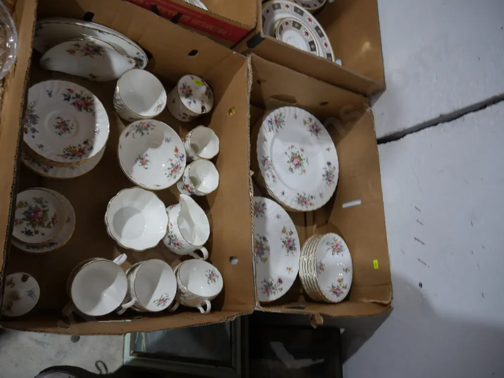 Two boxes of Minton tableware Image 1++
