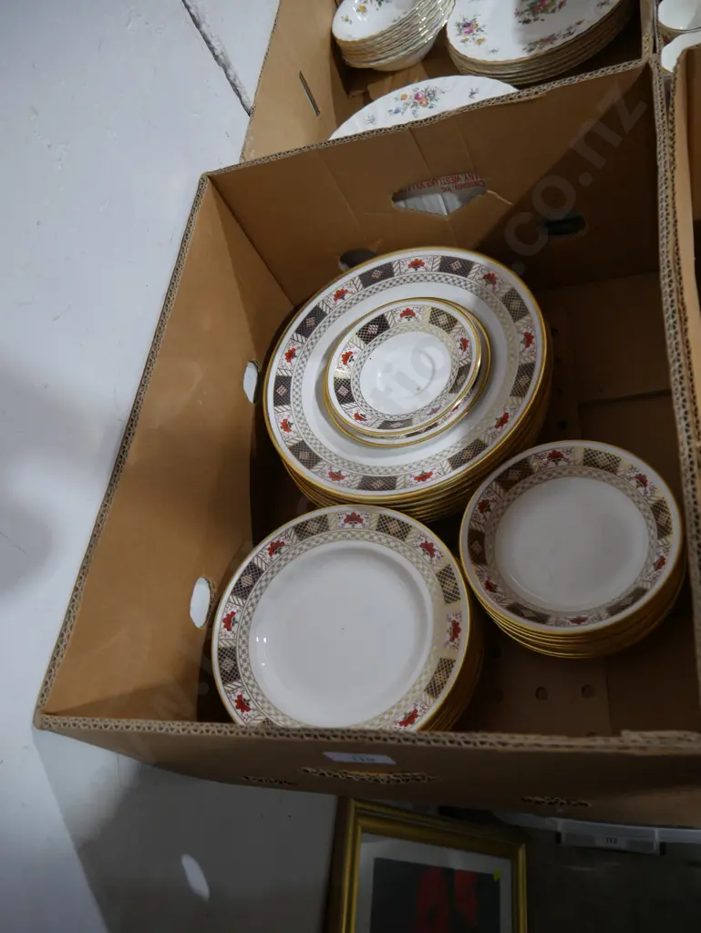 Royal Crown Derby "Derby border" tableware Image 1++