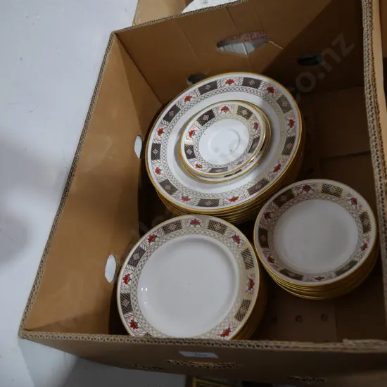 Royal Crown Derby "Derby border" tableware