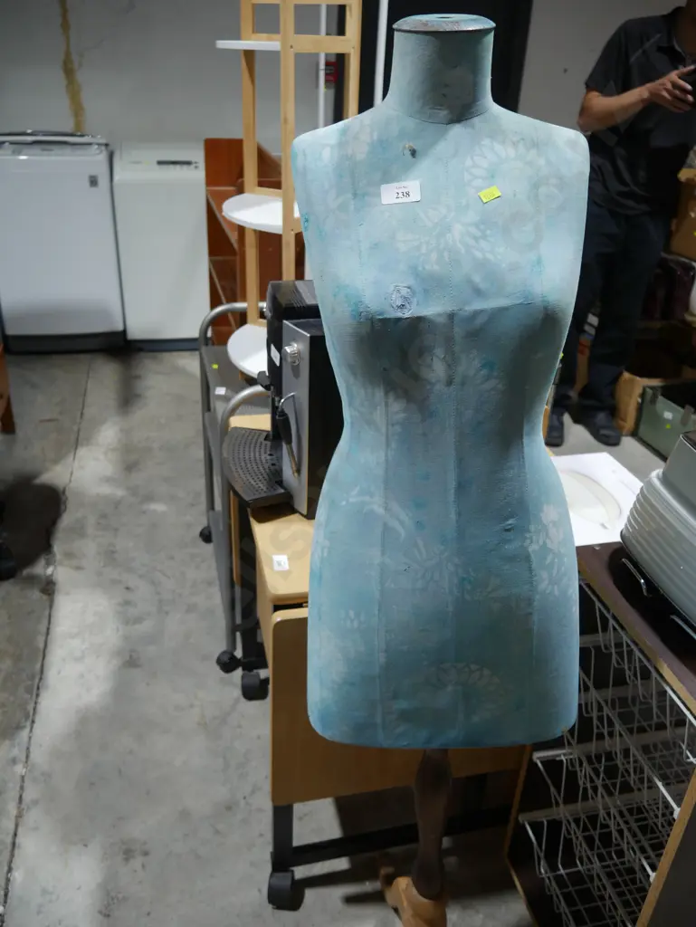 Torso mannequin Image 1++