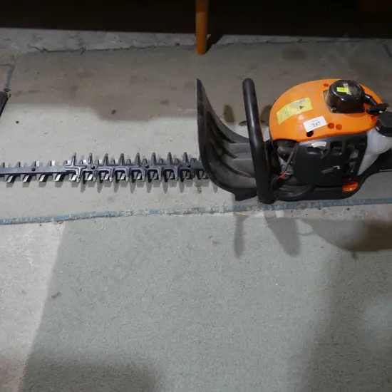 Jobmate petrol hedge trimmer