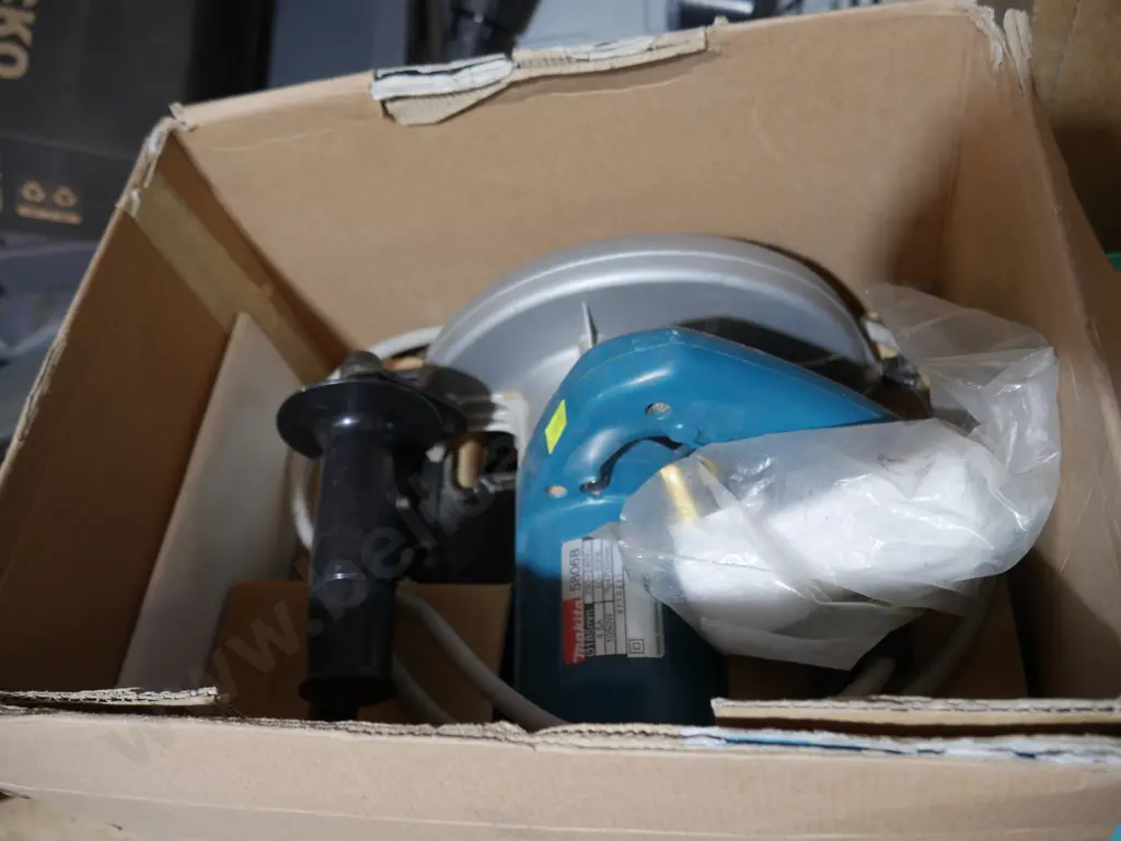 Makita circular saw Image 1++