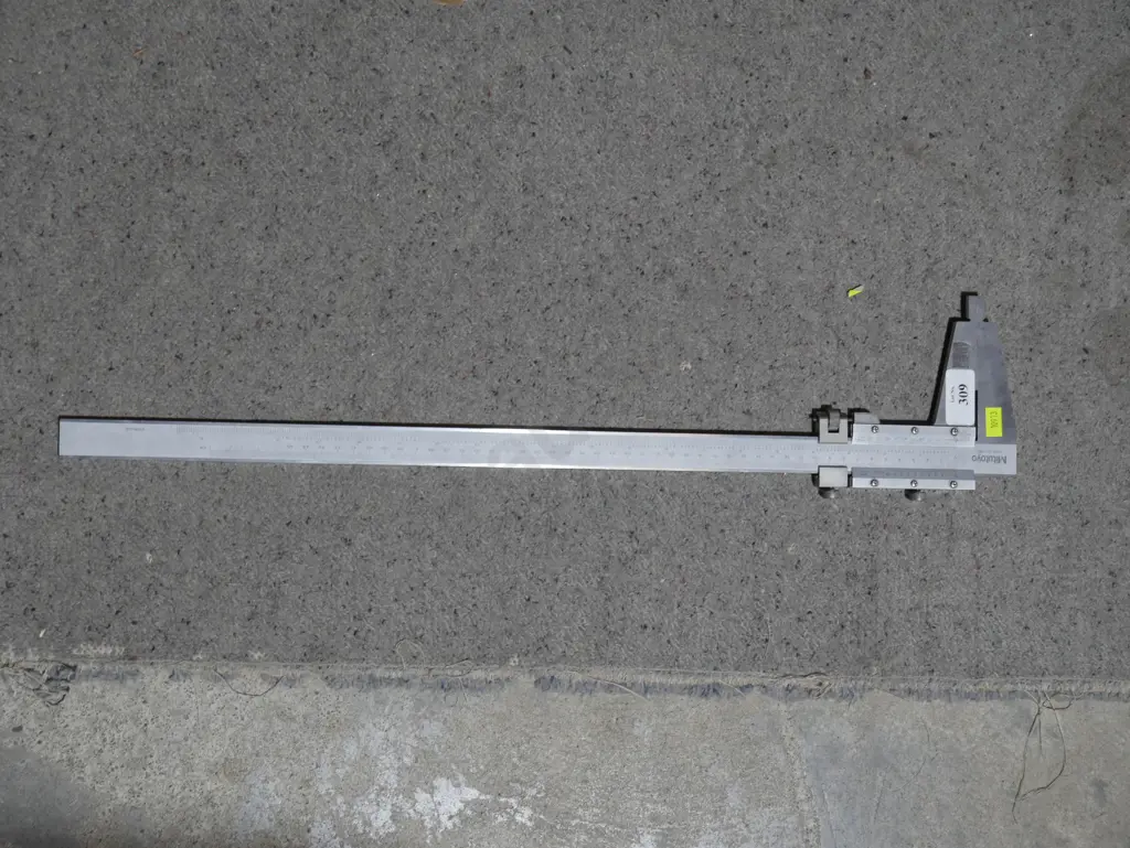 Mitutoyo vernier caliper Image 1++