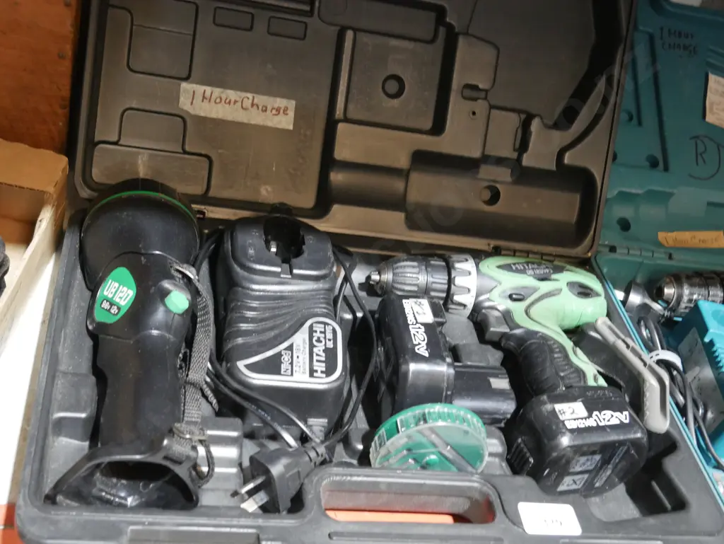 Hitachi drill set Image 1++