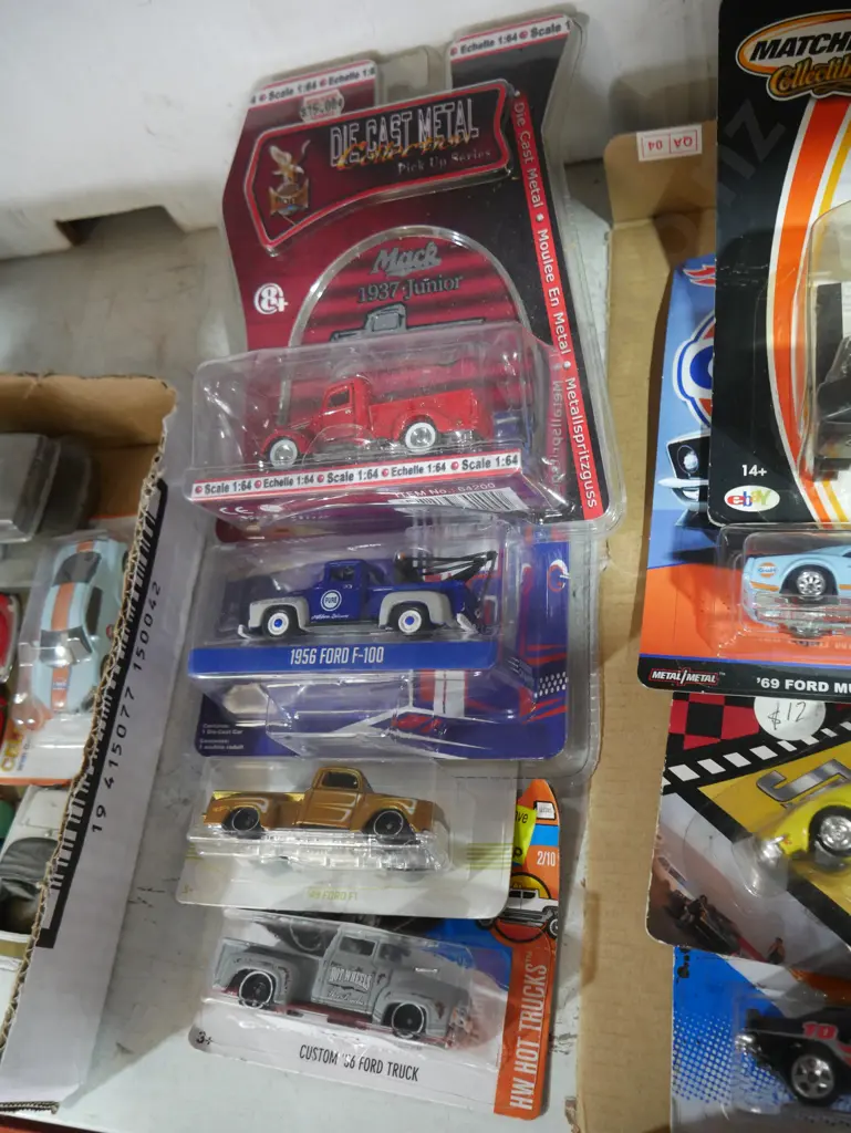 Assorted model cars Image 1++