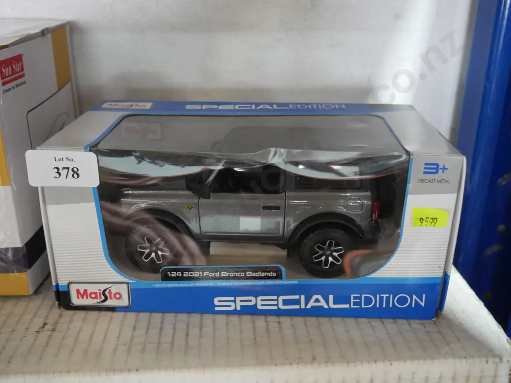 2021 Ford Bronco Badlands model Image 1++