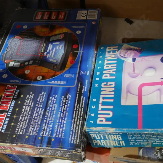 Putting partner and naval battle game