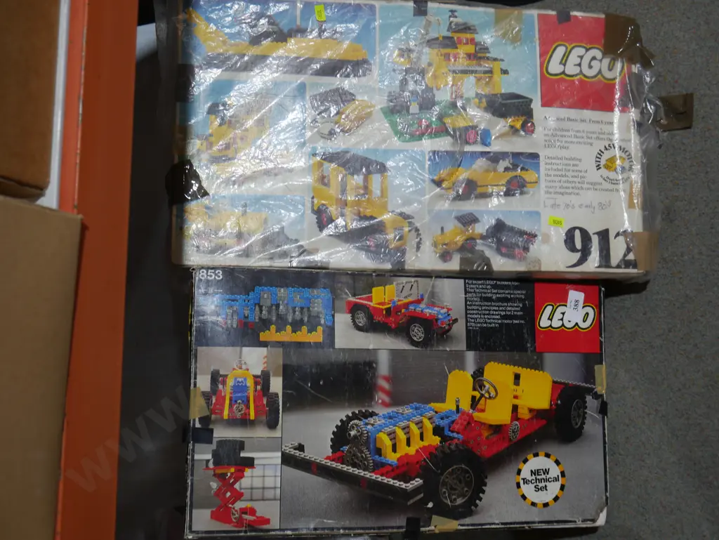 LEGO technical set and vehicle set Image 1++