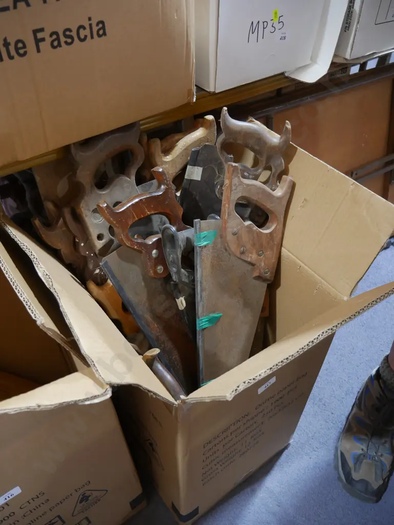 Assorted hand saws Image 1++