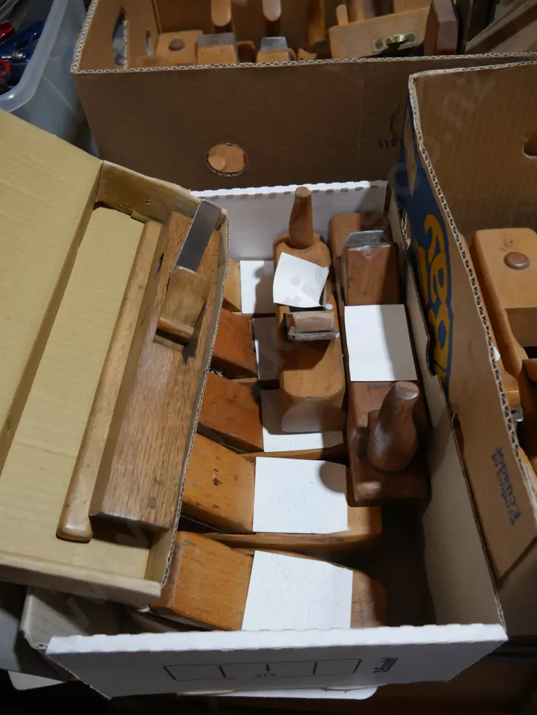 Assorted wood planes Image 1++