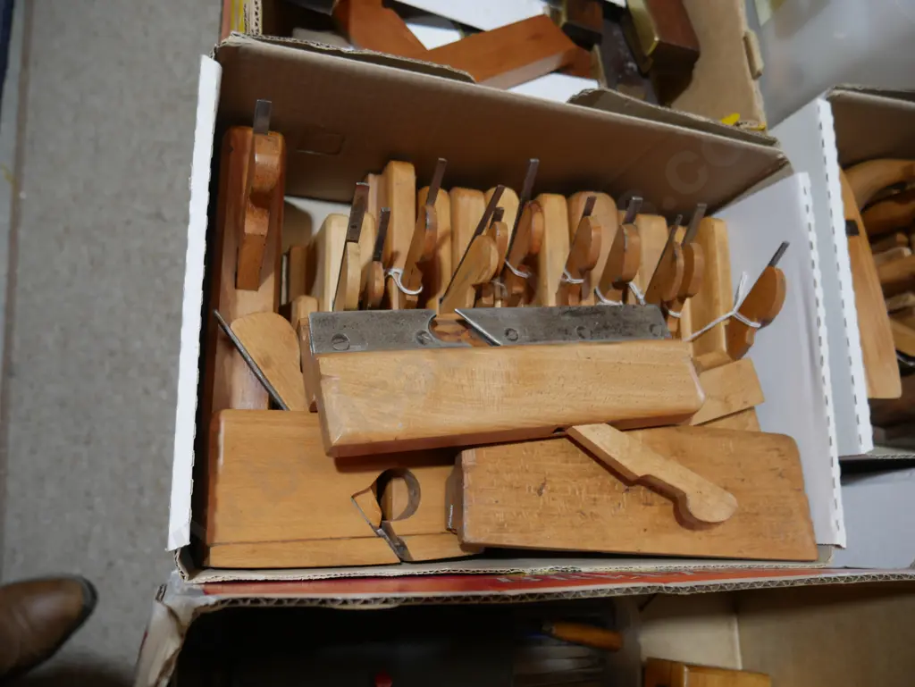 Wooden planes Image 1++