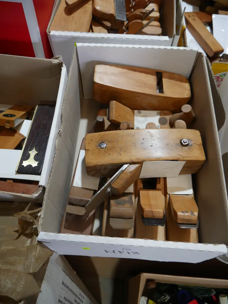 Wooden planes Image 1++