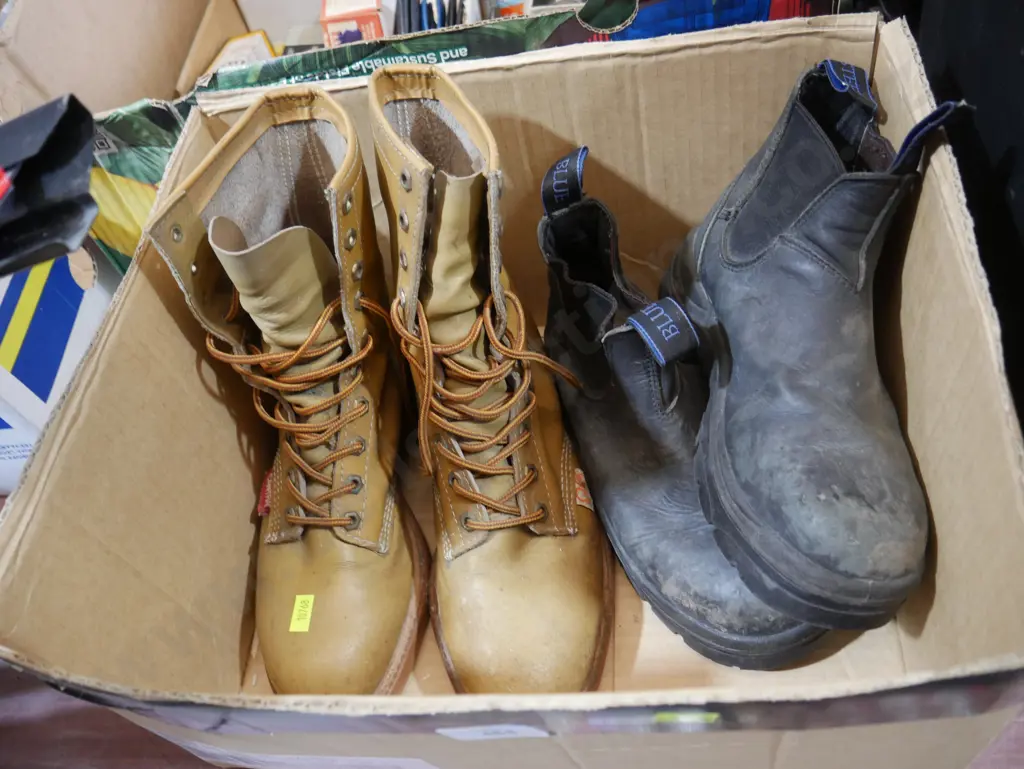 Work boots Image 1++