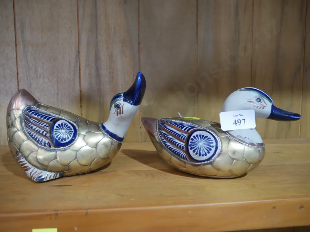 2 duck ornaments Image 1++