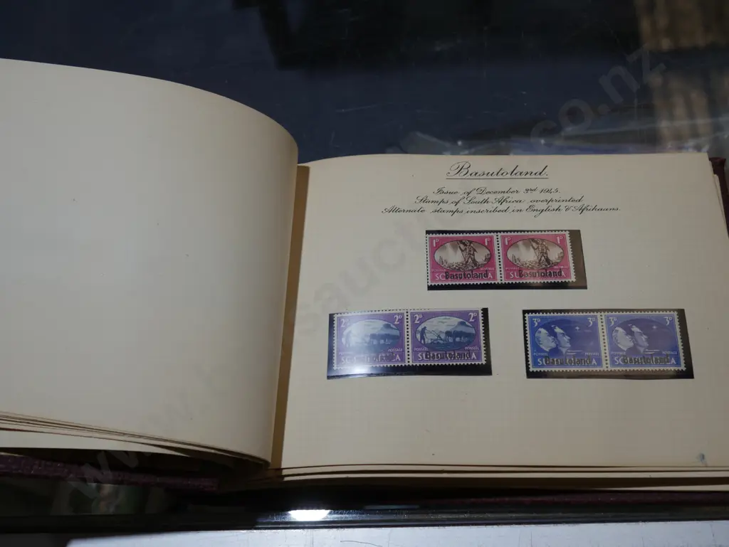 Victory and peace stamp album Image 1++