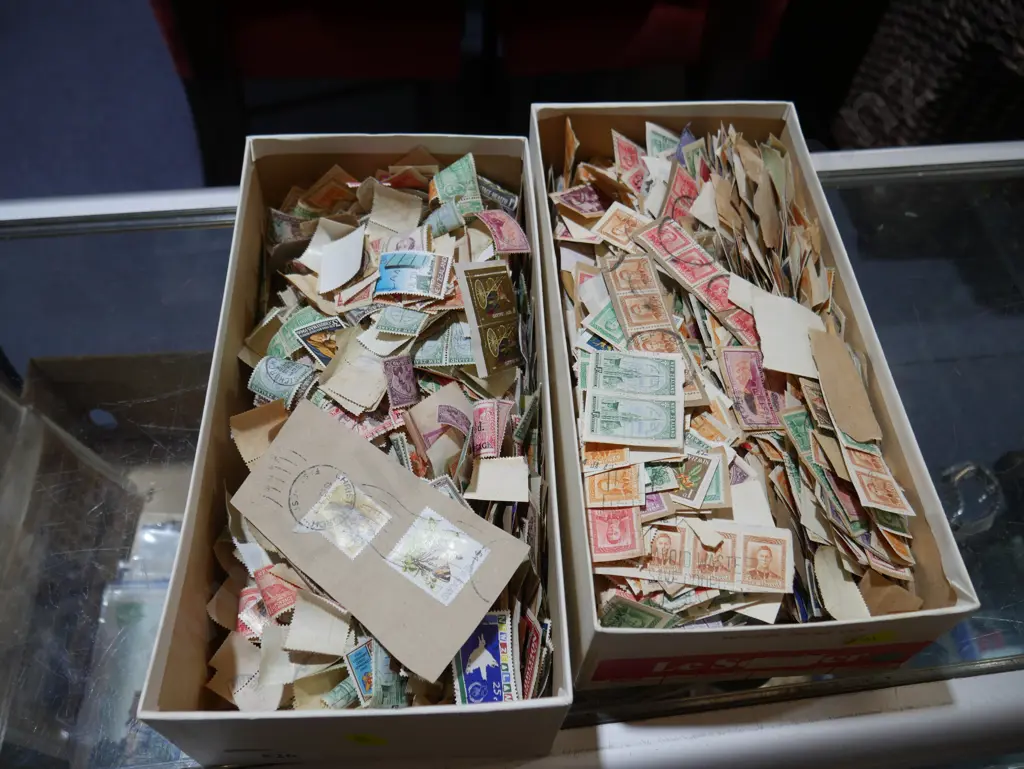 Loose stamps Image 1++