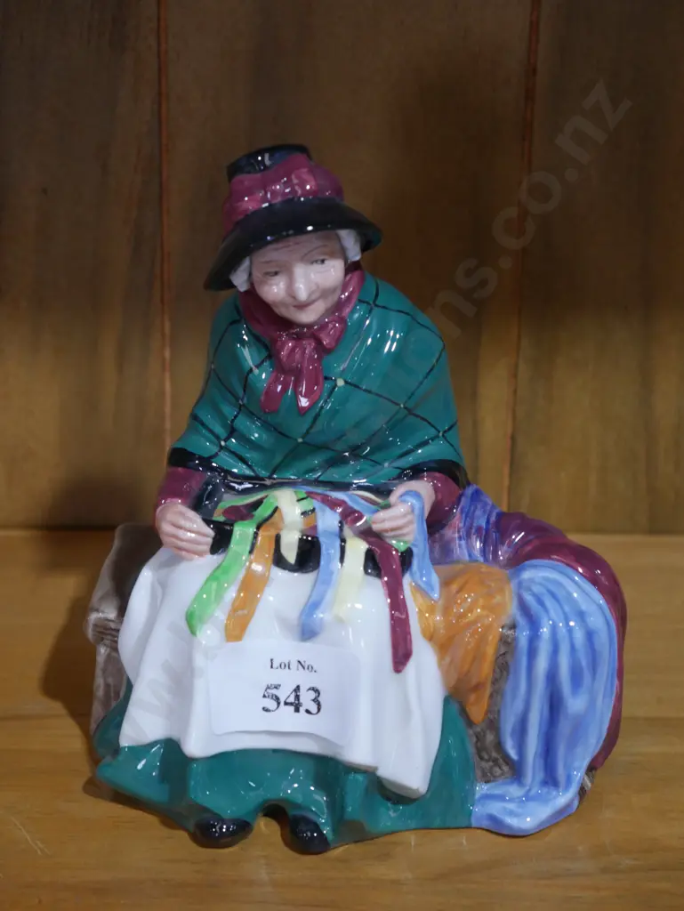 Royal Doulton figurine silks and ribbons Image 1++