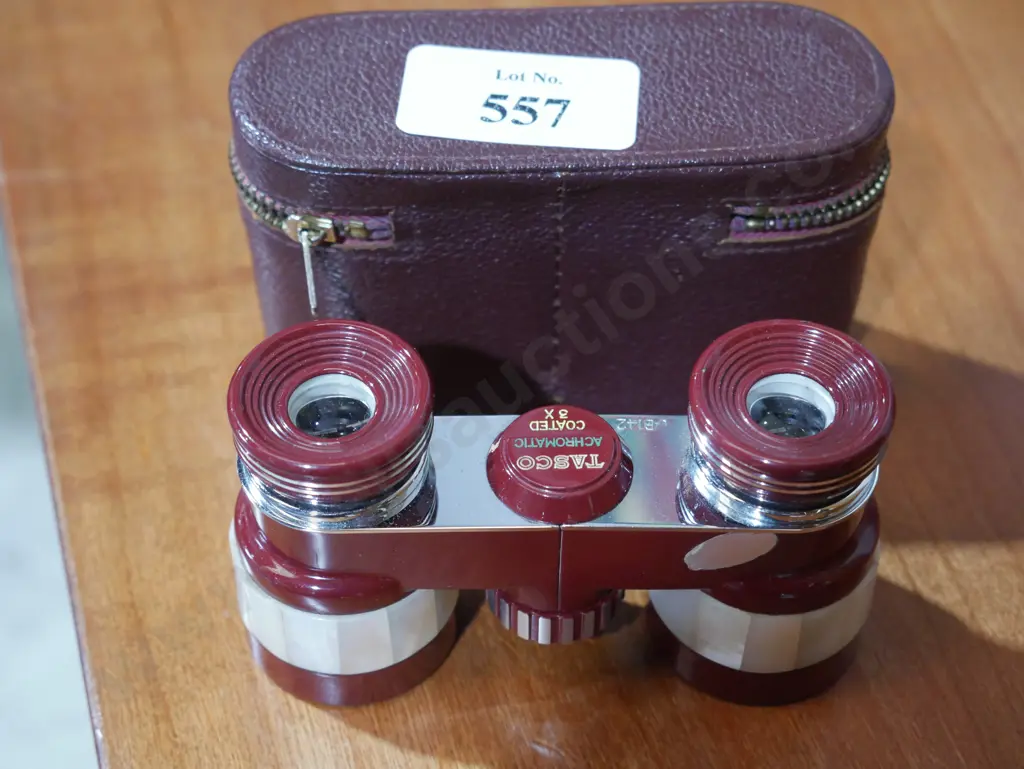 Tasco Achromatic binoculars in case Image 1++