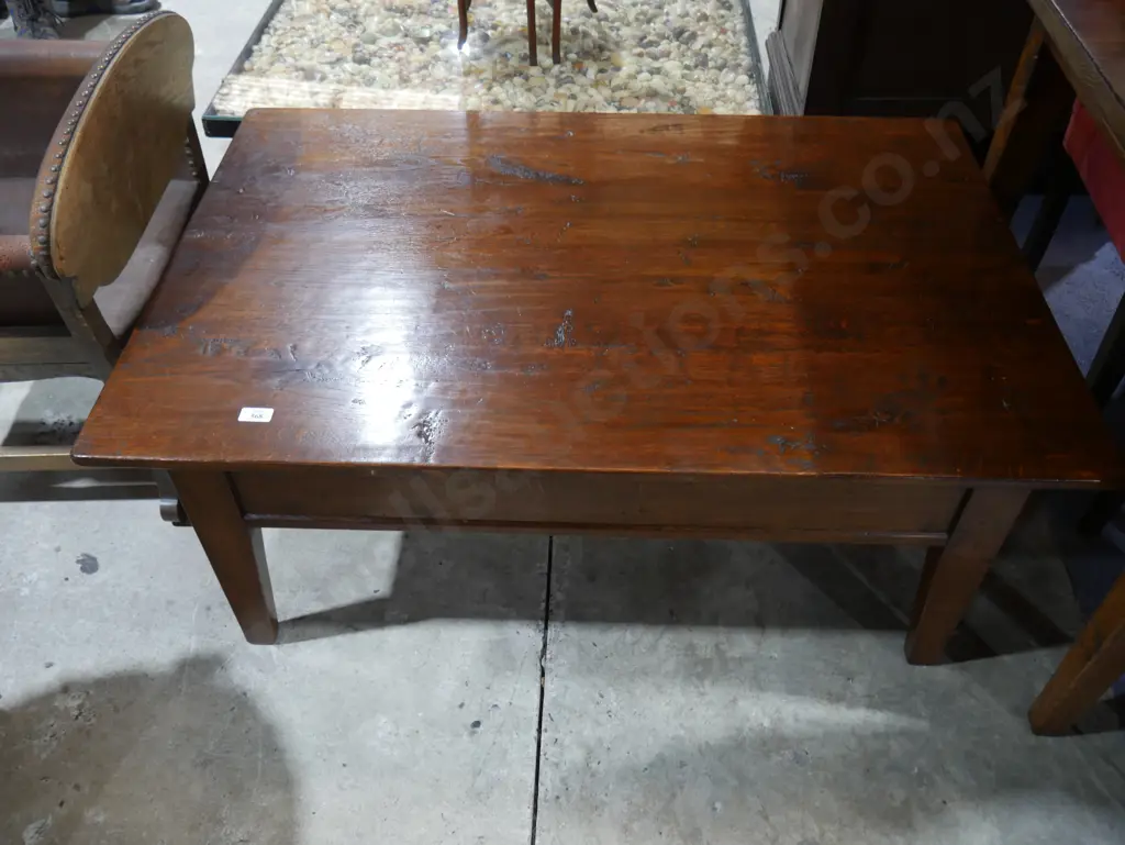 Coffee table Image 1++