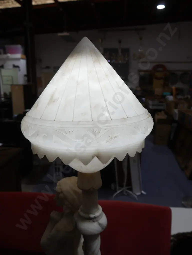 Alabaster lamp Image 1++