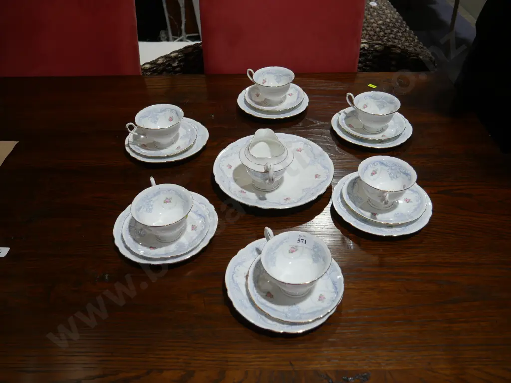Shelley tea set Image 1++