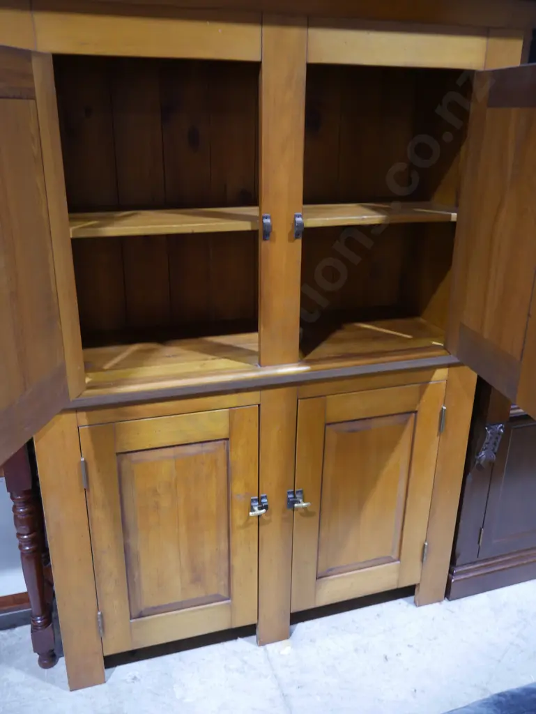 Step back cabinet Image 1++