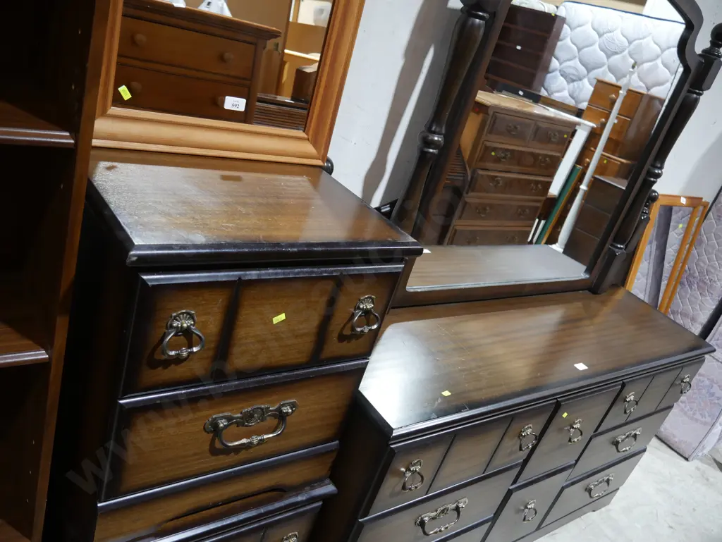 4 pce bedroom suite Image 1++