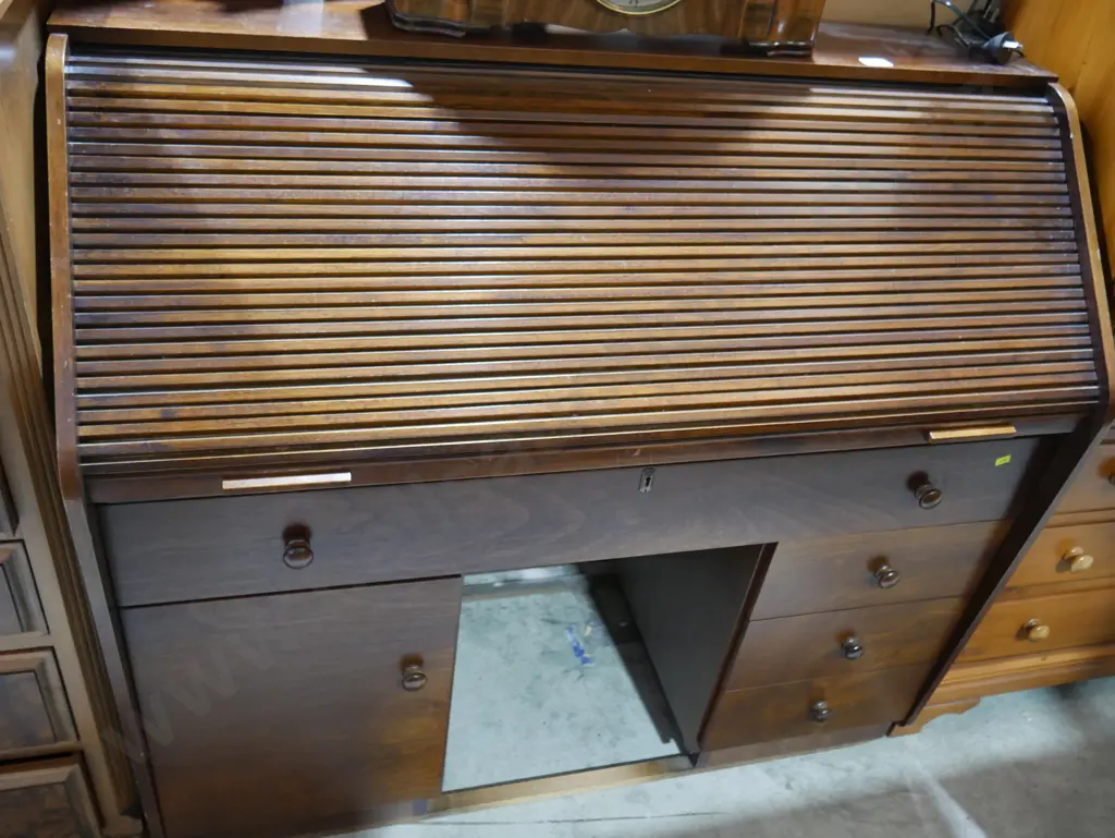 Roll top desk Image 1++