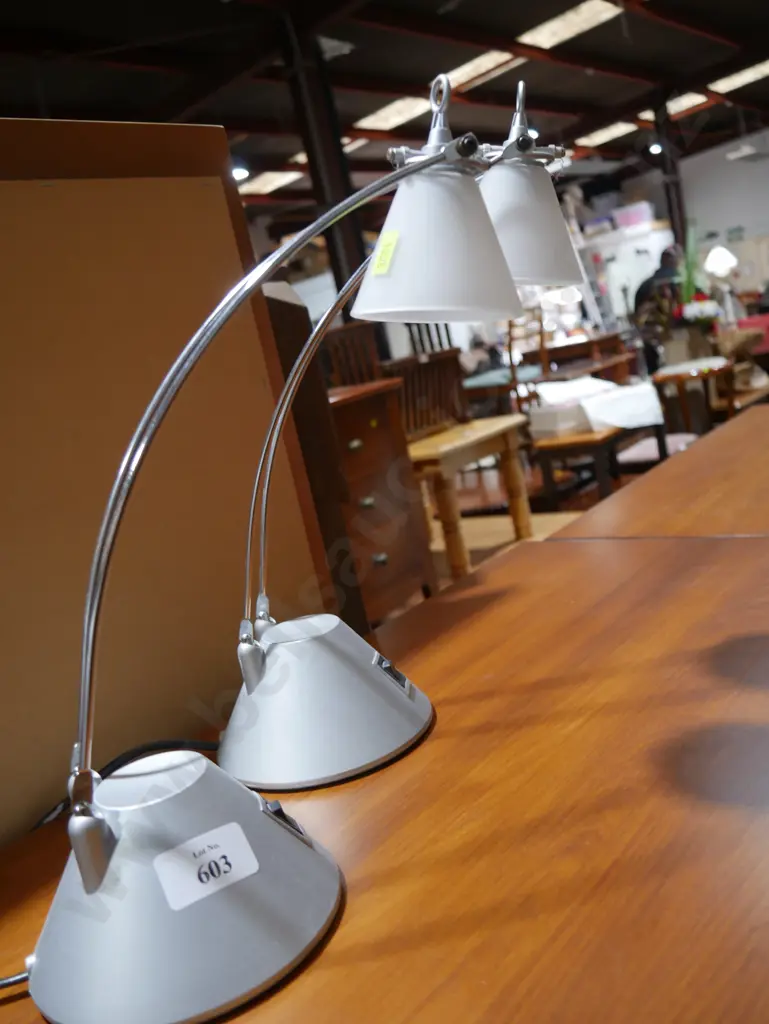 Pair of table lamps Image 1++