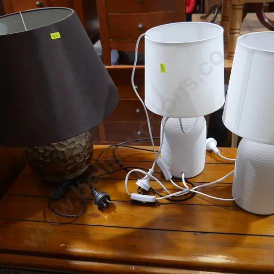 3 table lamps