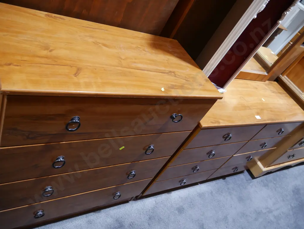 Two piece bedroom suite Image 1++