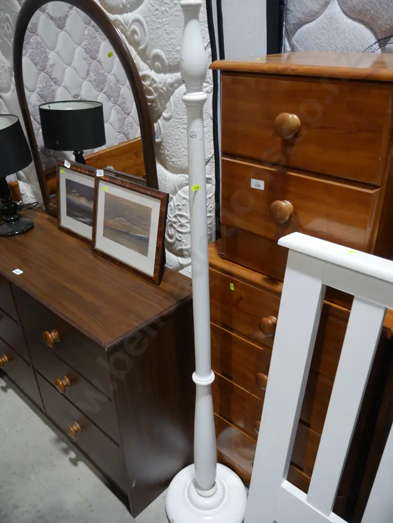 Standard lamp Image 1++