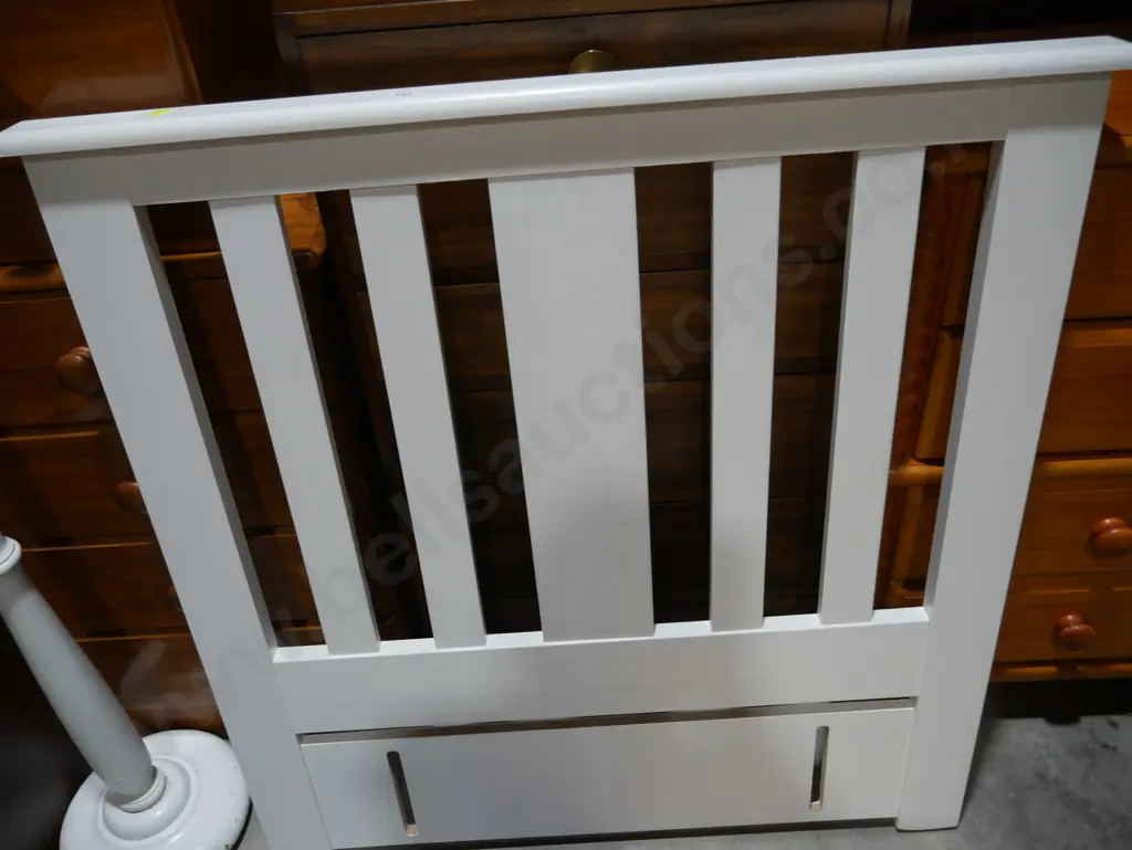 White single headboard Image 1++