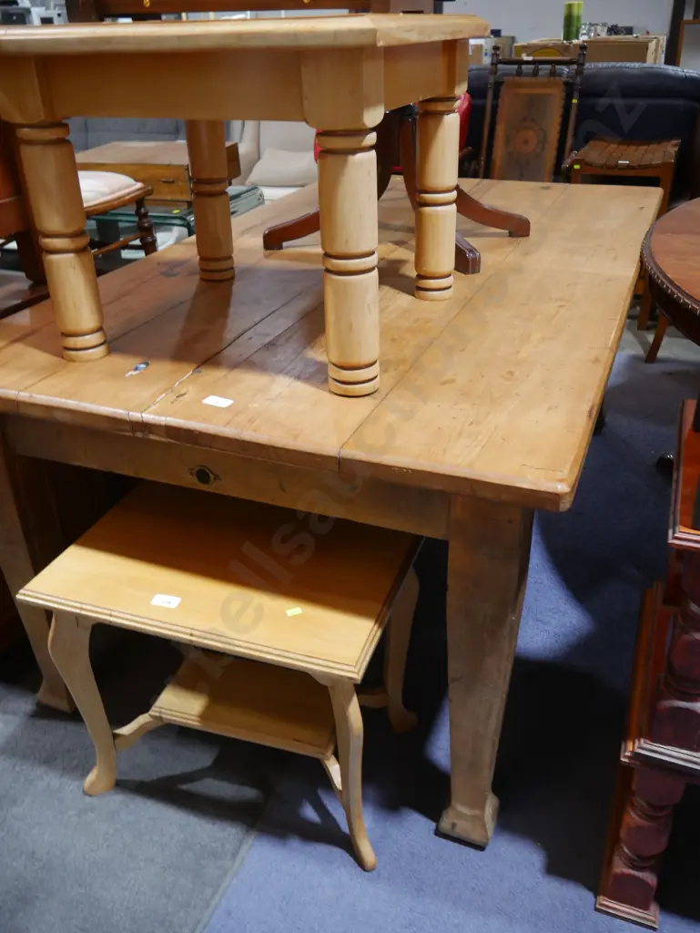 Large dining table Image 1++