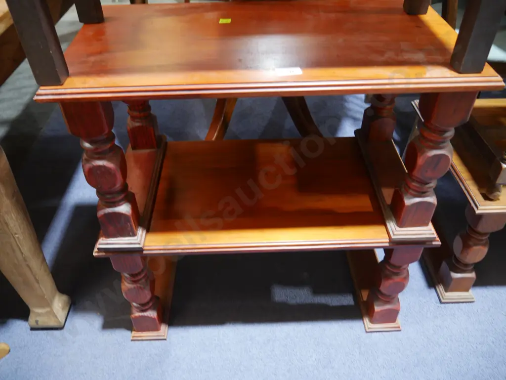 Pair of coffee tables Image 1++