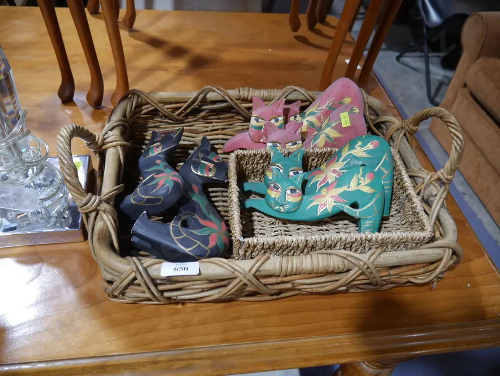 Ornamental cats etc Image 1++