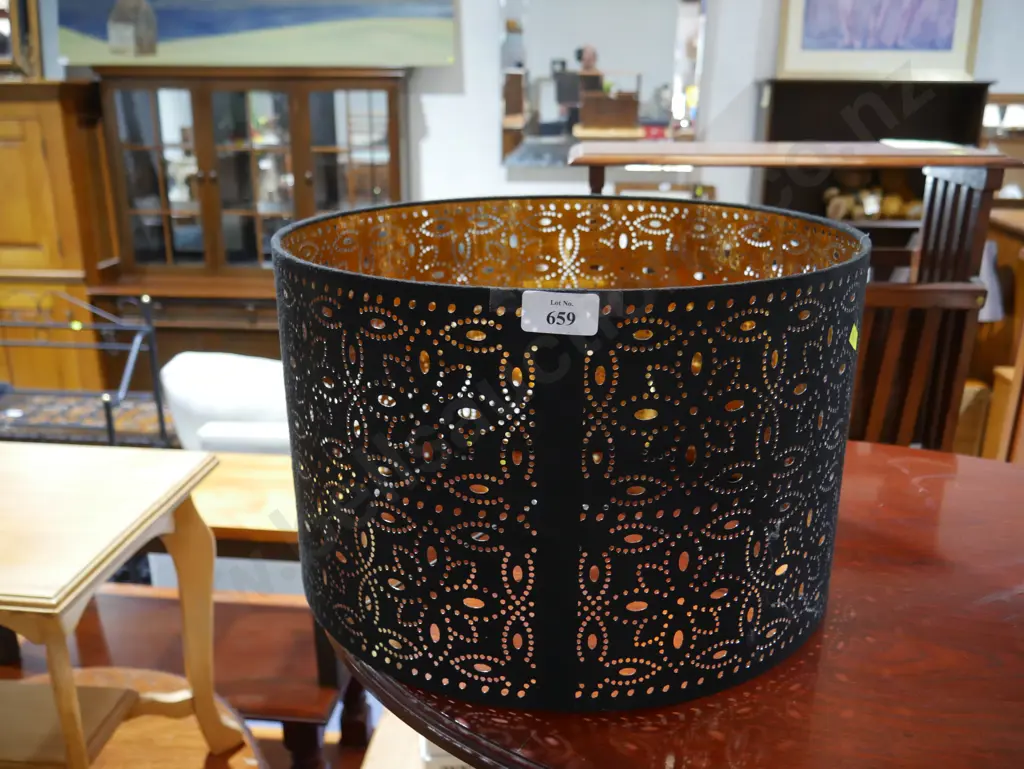 Lamp shade Image 1++