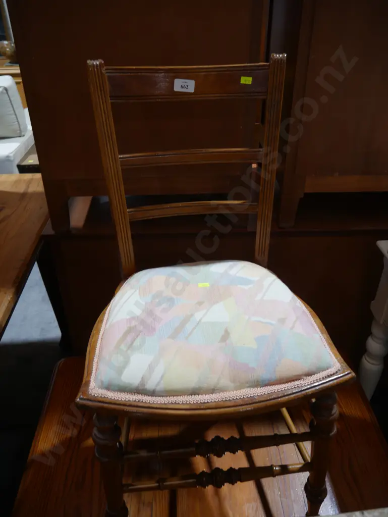 Occasional chair Image 1++