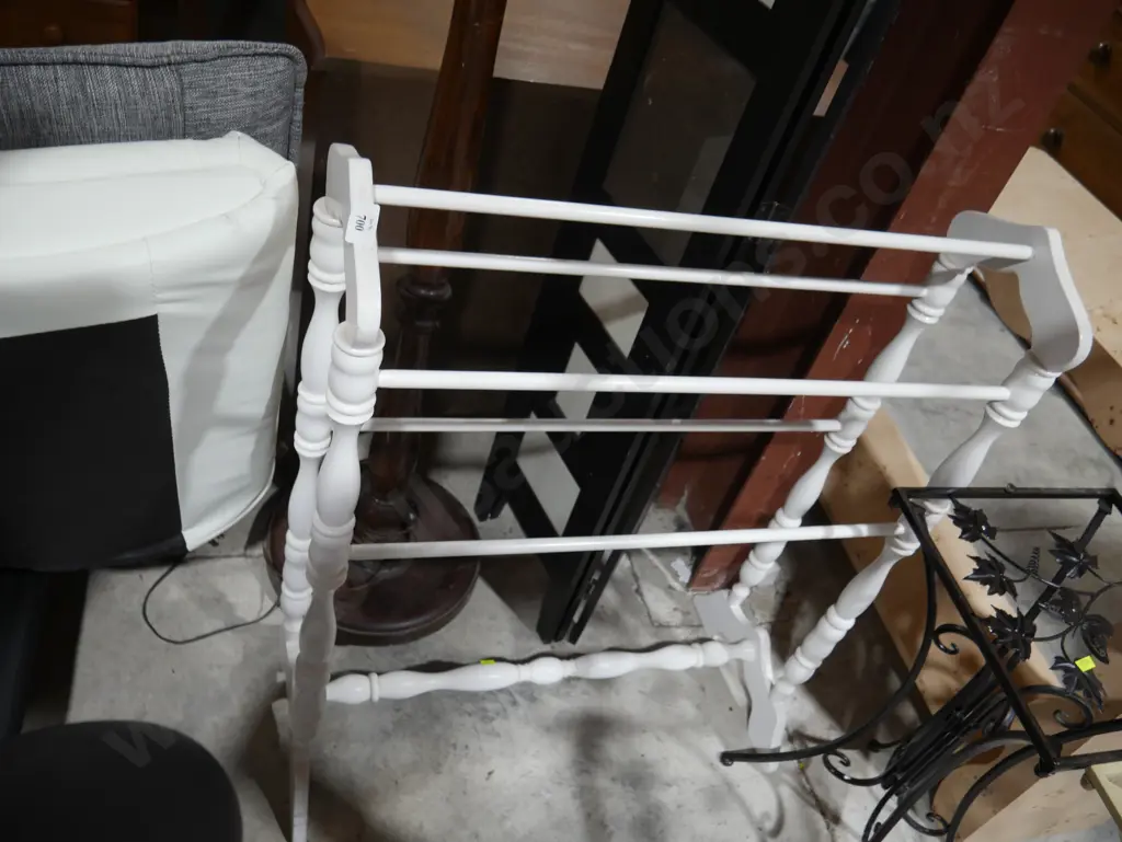 White painted towel rail Image 1++