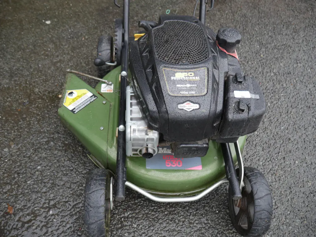 Lawn mower Image 1++