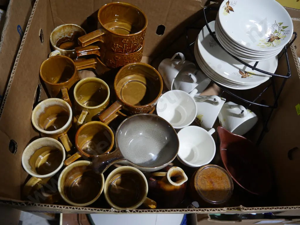 Crown Lynn, Temuka ware Image 1++