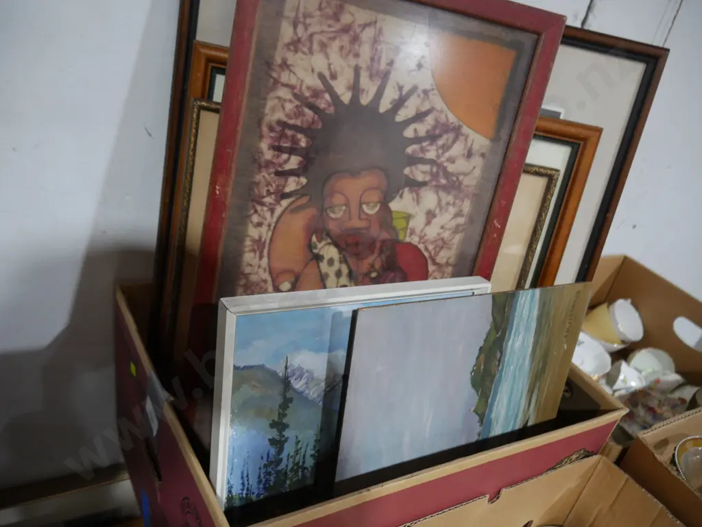 Box of assorted art Image 1++